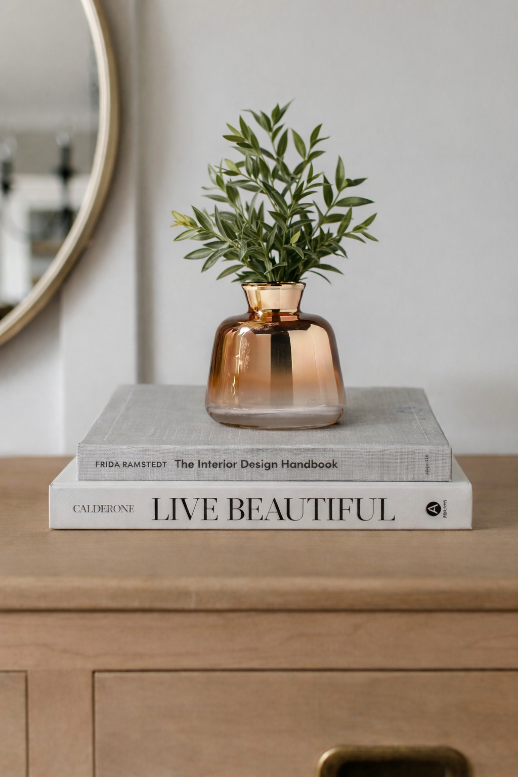 Gradient Vases